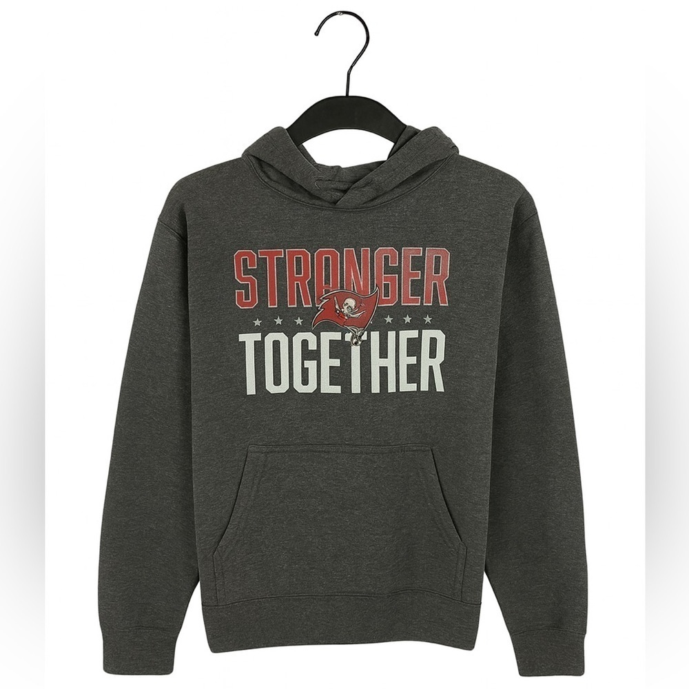 Tampa Bay Fanatics Men's StrongerTogether Fitted Pullover Hoodie Medium